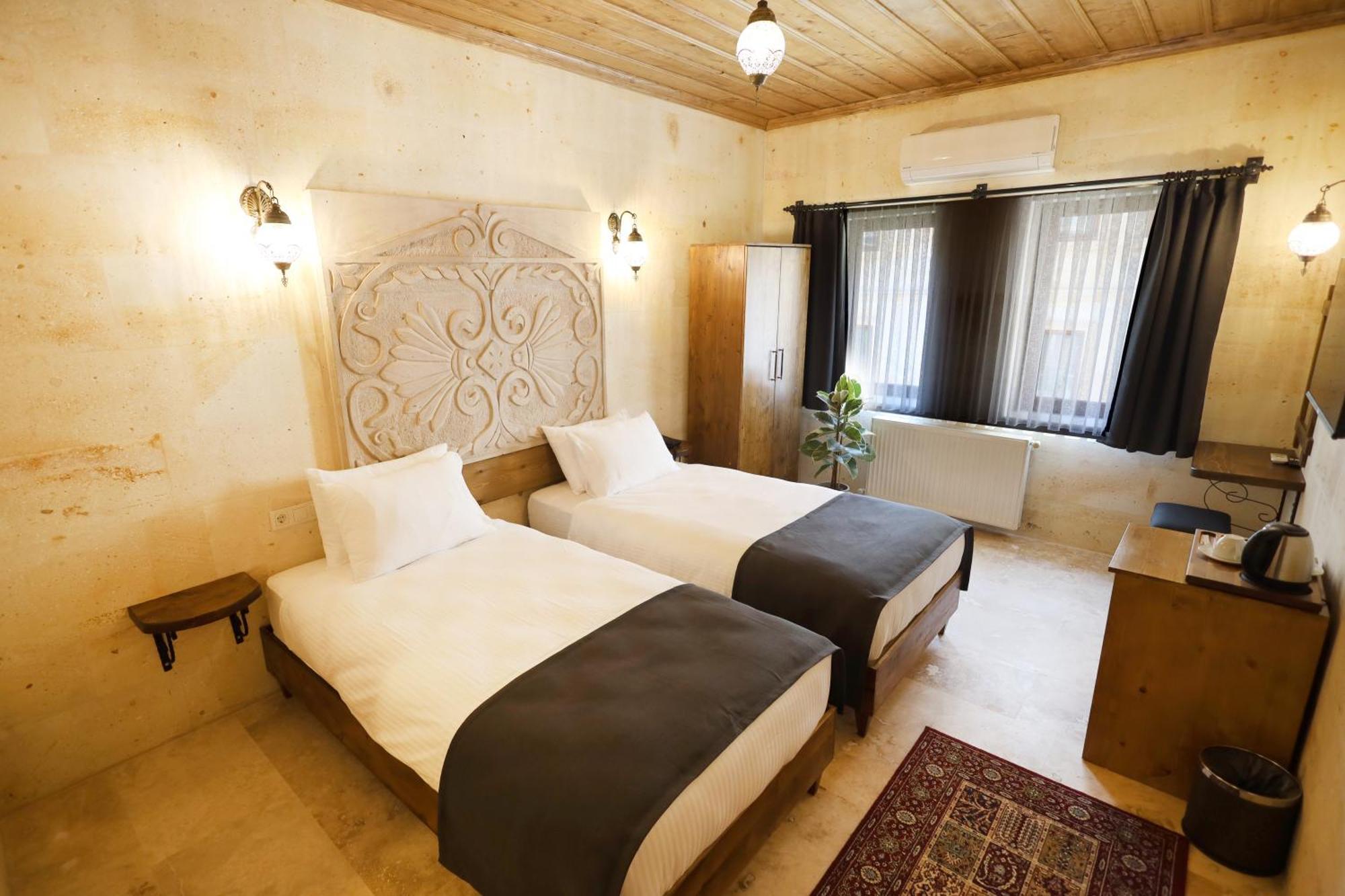 Hotel Rocca Stone House Göreme Esterno foto